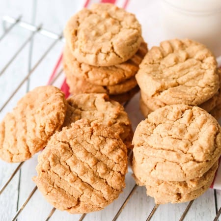 Classic Peanut Butter Cookies