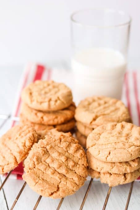 Classic Peanut Butter Cookies