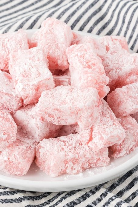 A chewy Japanese rice dessert.