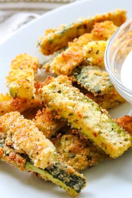 Easy Baked Parmesan Zucchini Sticks | 365 Days of Baking and More