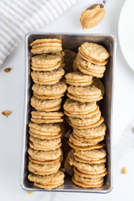 Cookies with peanut butter and a peanut butter filling.