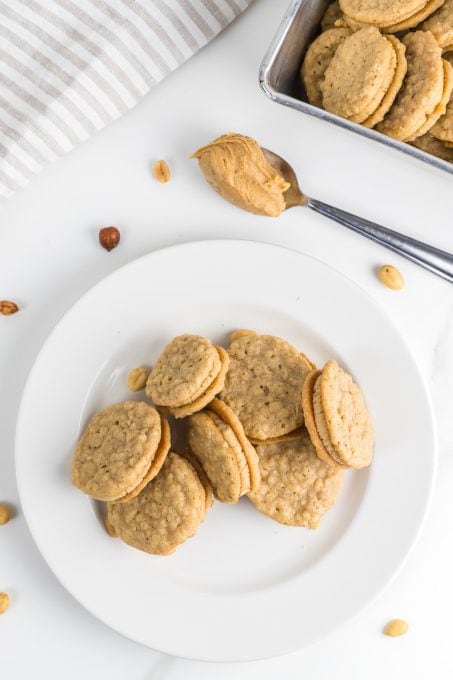 Peanut butter cookies with a peanut butter filling.