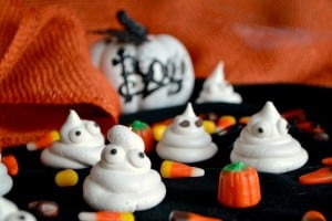 A dairy-free, gluten-free, easy and adorable Halloween treat. The kids will love them!
