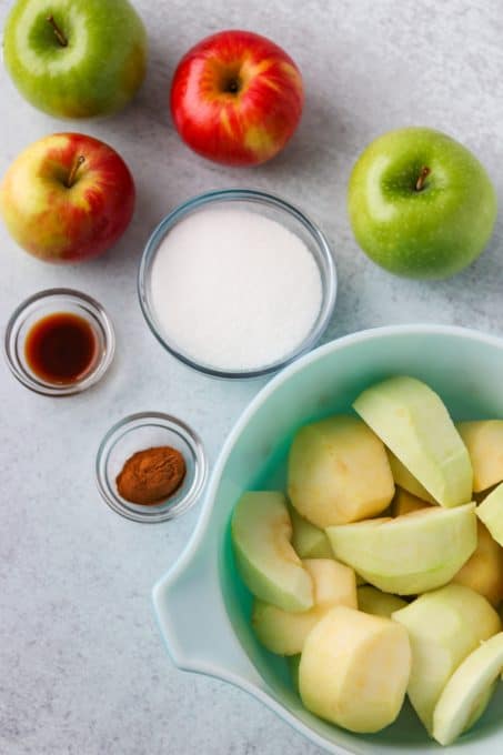 Ingredients for homemade applesauce baked in the oven.