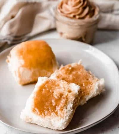 Copycat Texas Roadhouse Rolls