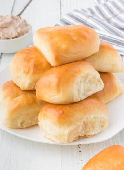 Copycat Texas Roadhouse Rolls