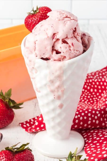 Roasted Strawberry Ice Cream