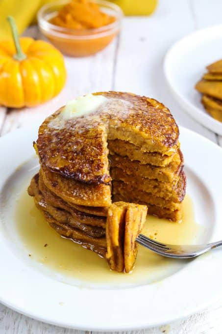 Whole Wheat Pumpkin Pancakes