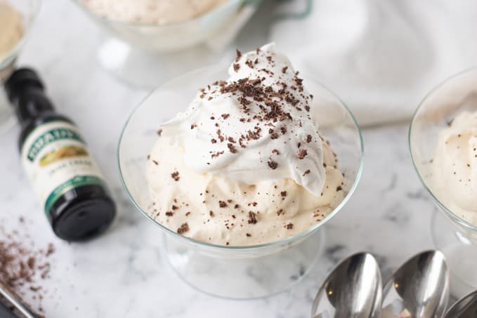 Bailey’s Mousse {an easy St. Patrick’s Day Dessert
