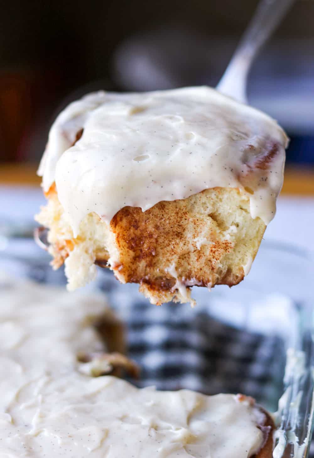 Cinnamon Rolls with Vanilla Bean Frosting