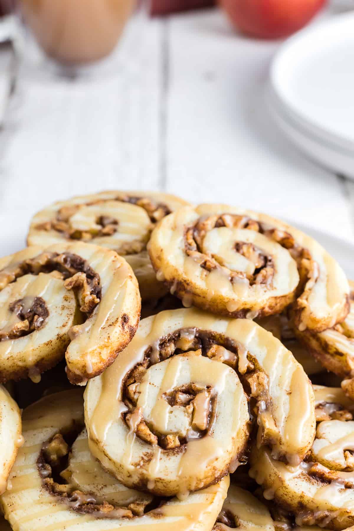 Cookies with pieces of apple and glazed with caramel.