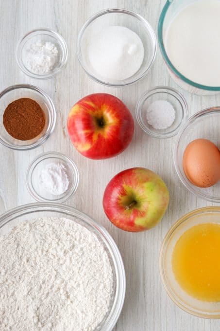 Ingredients for a baked pancake.