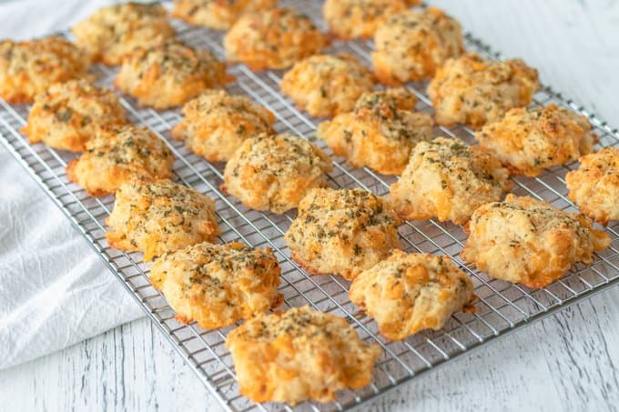 Red Lobster Biscuits cooling on a rack.