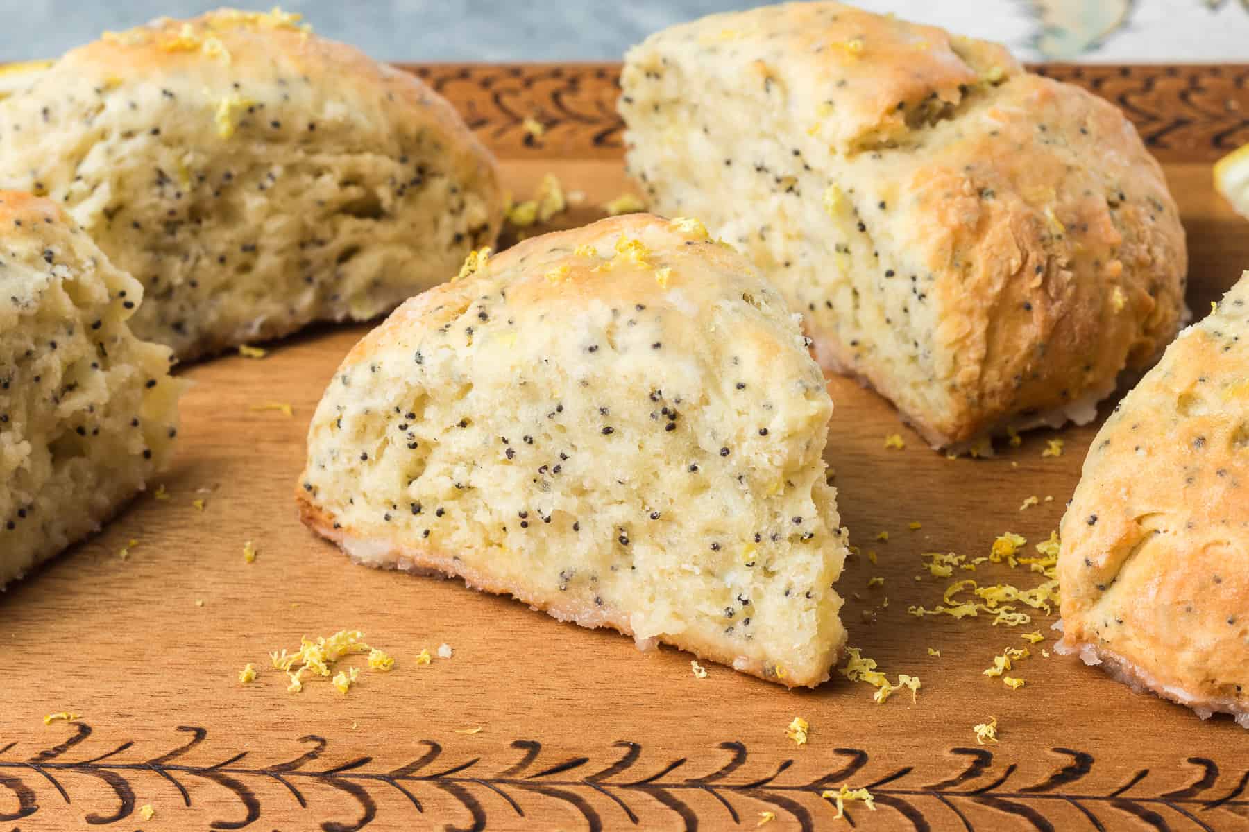 Lemon Poppy Seed Scones [www.365daysofbakingandmore.com]