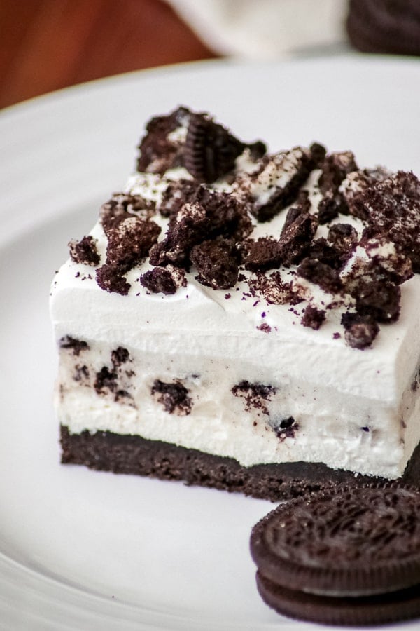 Oreo Pudding Dream Bars or Cookies and Cream Bars on a plate.