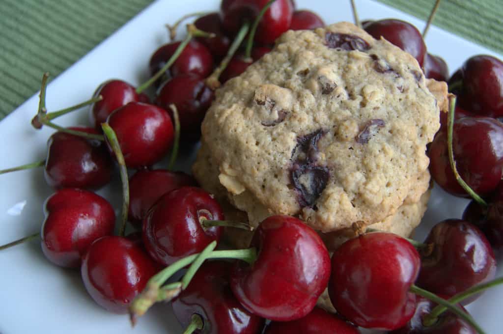 Dark Chocolate Cherry Oatmeal Cookies