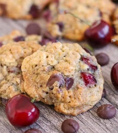 Dark Chocolate Cherry Oatmeal Cookies