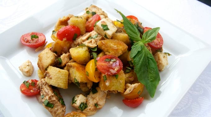 Chicken Panzanella - chicken, tomatoes, bread and a balsamic dressing make this great summer meal!