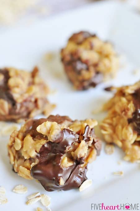 No-Bake Peanut Butter Chocolate Chunk Cookies