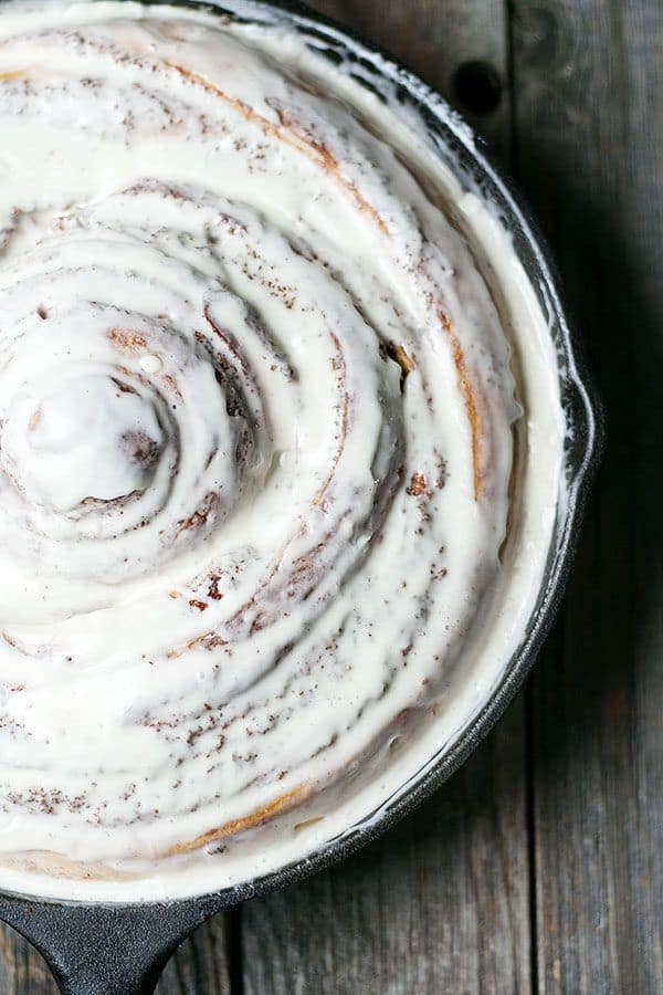 Giant Cinnamon Roll Skillet