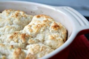 Easy 7-Up Biscuits - a simple biscuit to make with just 4 ingredients and ready for the dinner table in no time!