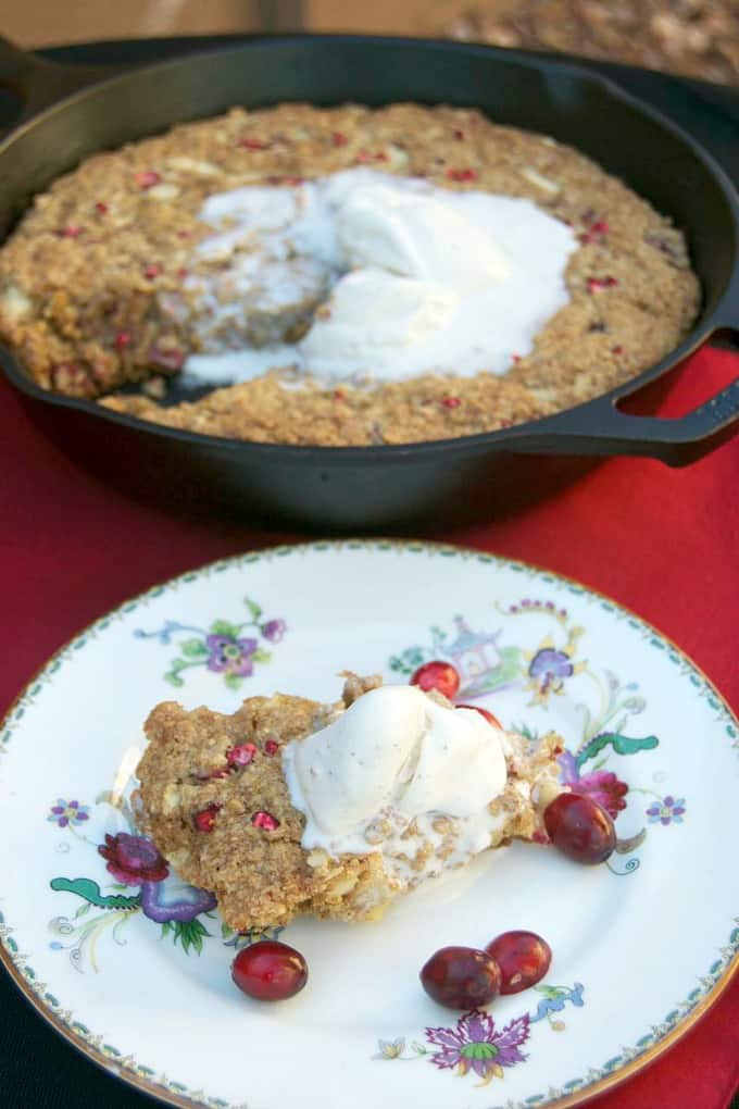 Fresh cranberries and apple combined with Quaker Oats, cinnamon and more baked in a skillet to make a delicious and fun holiday dessert!