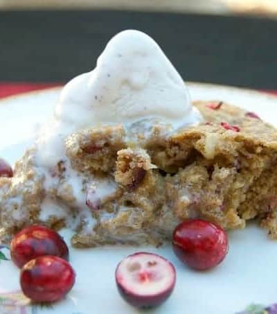 Fresh cranberries and apple combined with Quaker Oats, cinnamon and more baked in a skillet to make a delicious and fun holiday dessert!