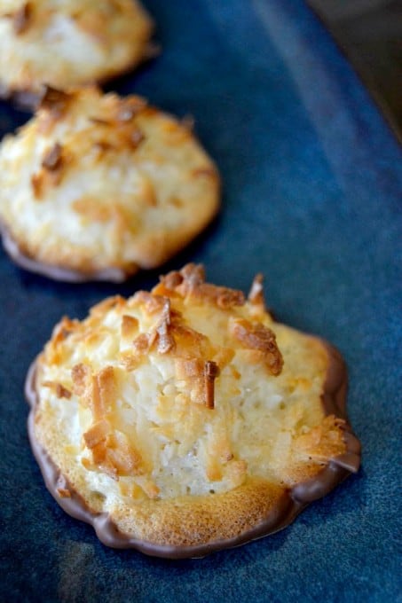 Coconut Macaroons - sweet and chewy coconut cookies.