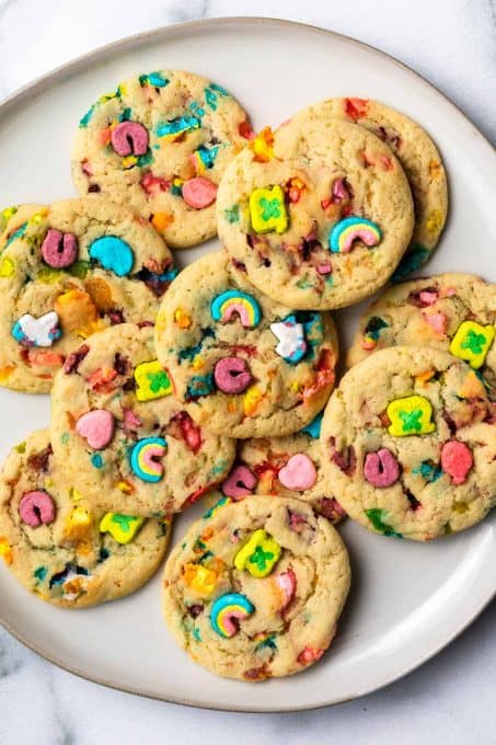 Lucky Charms Cookies - Simply Whisked