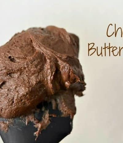 A rich chocolate buttercream frosting perfect for cakes, cupcakes and cookie cups!