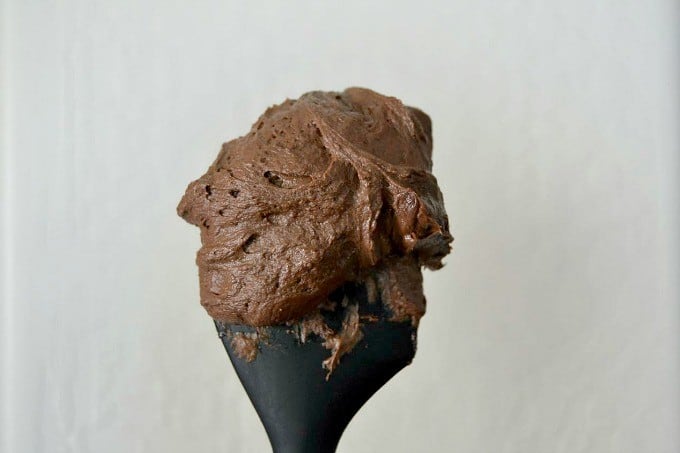 A rich chocolate buttercream frosting perfect for cakes, cupcakes and cookie cups!