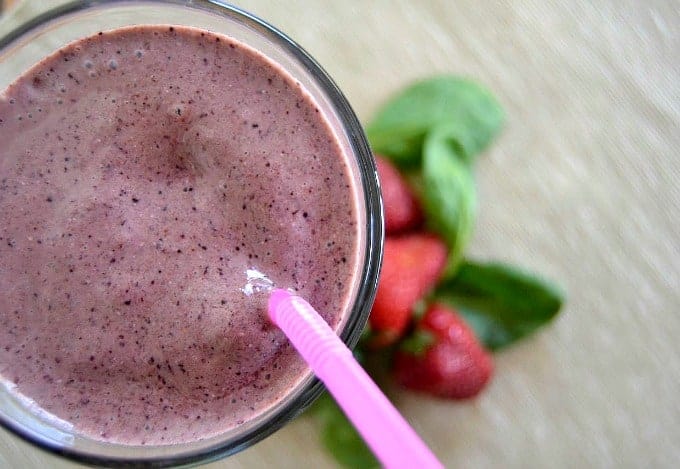 This Easy Fruit Smoothie made with blueberries, strawberries, Greek yogurt and chia seeds is the perfect nutritional energy boost before or after your walk!