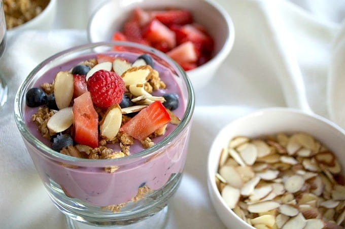 Start the every morning off right with this great breakfast - a Breakfast Parfait Bar with ingredients from Silk, Simple Truth and fresh fruit.