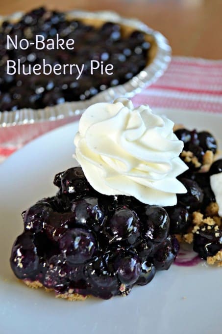 An easy and delicious blueberry pie that you don't have to bake!