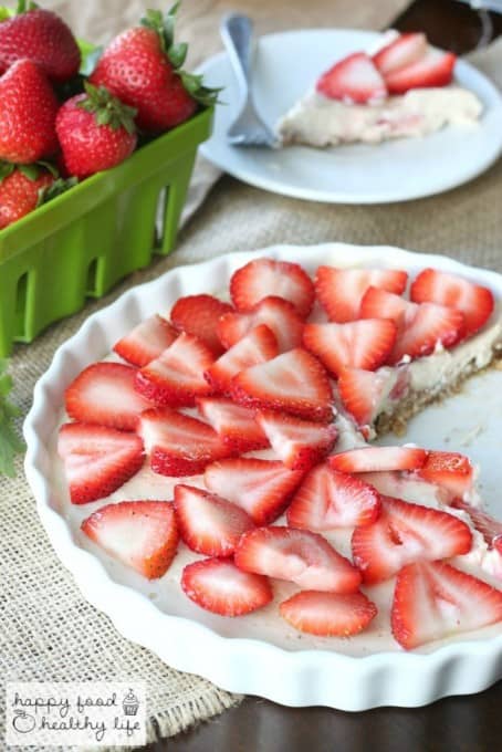 Healthy-No-Bake-Strawberry-Tart7-HEROWM-683x1024