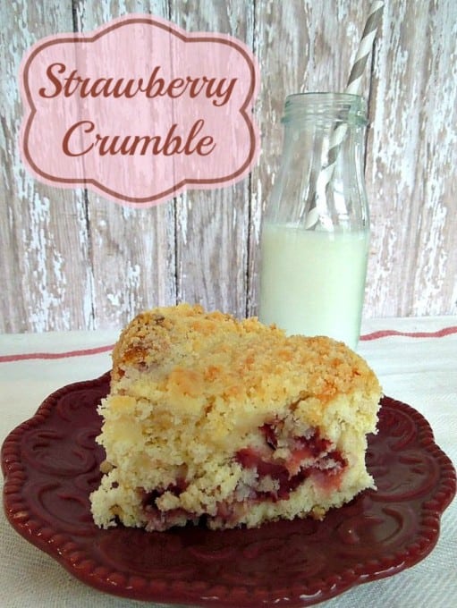 Strawberry-Crumble-Cake