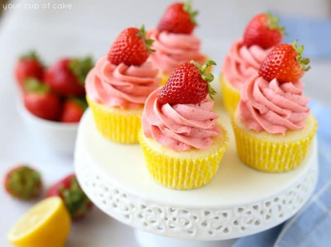Strawberry-Lemonade-Cupcakes