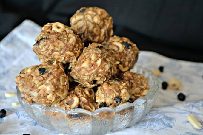 A variety of flavors from great ingredients make these no-bake peanut butter energy bites not only delicious, but great for those lunch boxes as well!