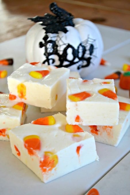 Creamy white chocolate fudge with the taste of Fall. It's candy corn!!