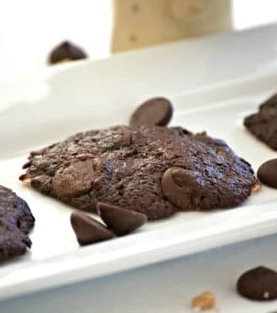 If you like rich, chewy brownies then you'll love these chewy, chocolatey Kahlua Brownie cookies!