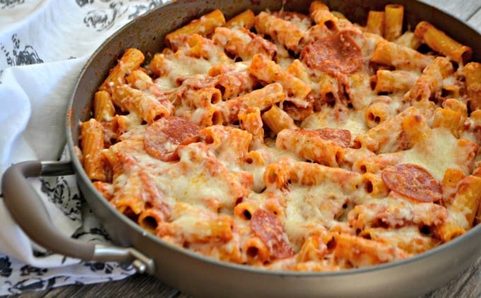This Pepperoni Pizza Pasta is pepperoni and rigatoni mixed with a cheesy pizza sauce full of taste. It's a new alternative to pizza night!