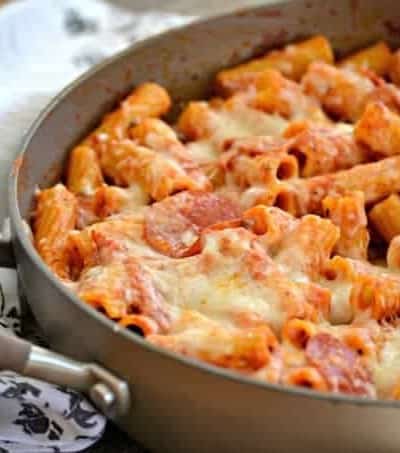 This Pepperoni Pizza Pasta is pepperoni and rigatoni mixed with a cheesy pizza sauce full of taste. It's a new alternative to pizza night!