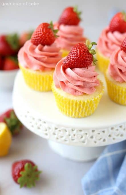 Pink-Lemonade-Cupcakes