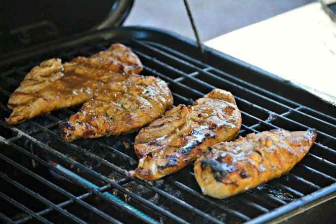 This Easy Chicken Marinade made of soy sauce, orange marmalade, lemon juice and ginger, so easy and and is sure to make grill night a tasty one! 365daysofbakingandmore.com