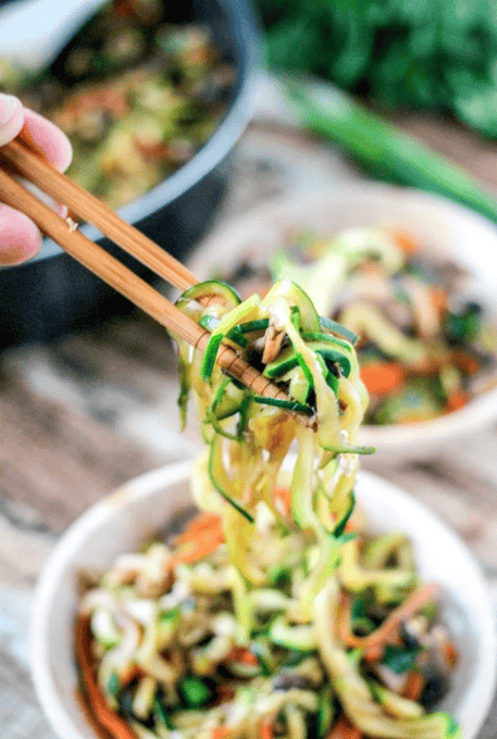 One Pot Spicy Thai Zoodles - Domestic Superhero | Easy Meal Plan Sunday {Week 62}