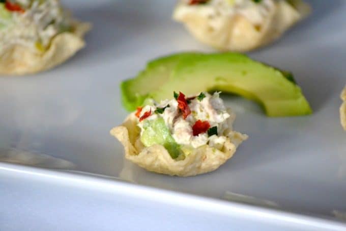 These Avocado Tuna Salad Bites sprinkled with a few chives and chili pepper flakes pack just enough kick and are the perfect addition to your party or Game Day menu.