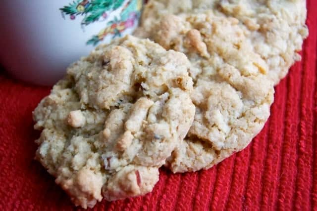 These Pecan Oatmeal White Chocolate Chip Cookies are filled with wonderful flavor and will be a highlight on any holiday cookie tray this year and beyond!