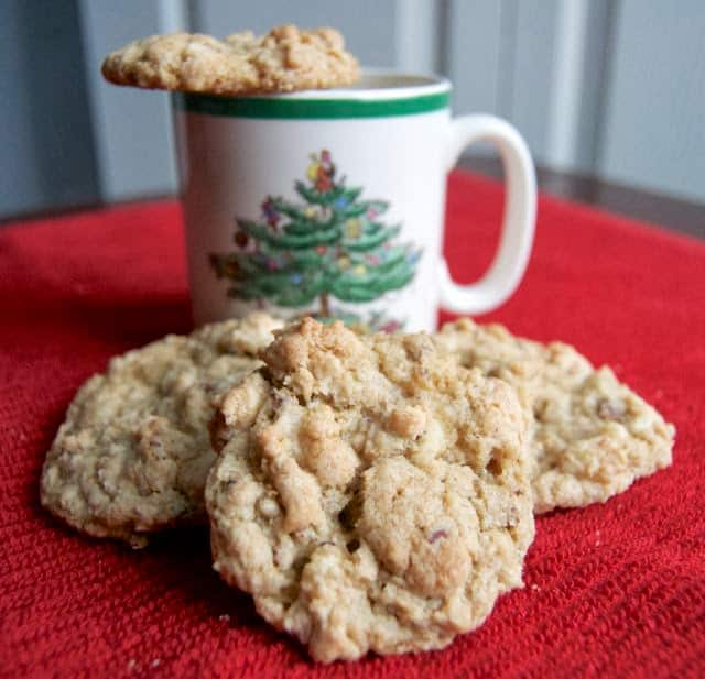 These Pecan Oatmeal White Chocolate Chip Cookies are filled with wonderful flavor and will be a highlight on any holiday cookie tray this year and beyond!