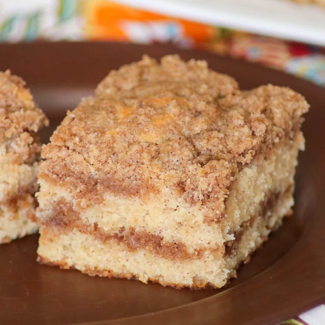 Cinnamon Sour Cream Coffee Cake - 365 Days of Baking and More