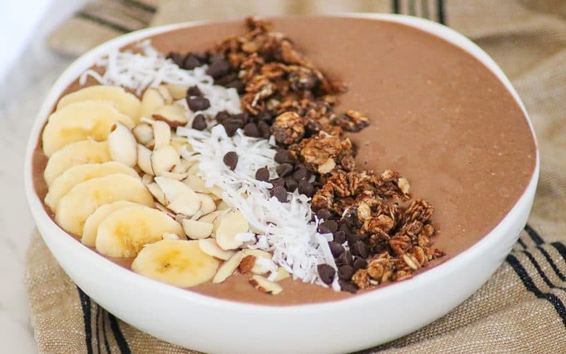 This Banana Mocha Smoothie Bowl is a great and healthy way to start your day.